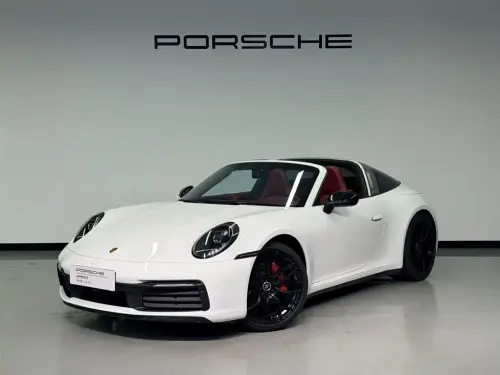Porsche 911, 2023