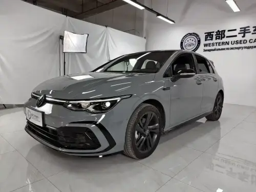 Volkswagen Golf, 2023