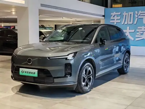 Volvo XC70, 2025