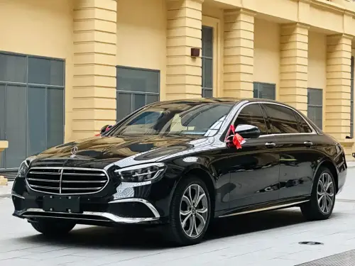Mercedes-Benz E-Class, 2023