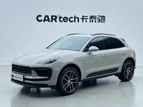 Porsche Macan, 2022