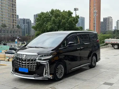 Toyota Vellfire, 2022