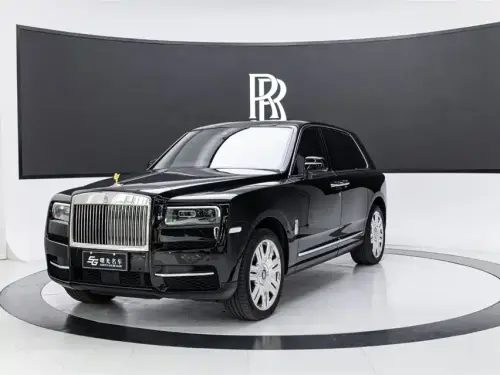 Rolls-Royce Cullinan, 2021