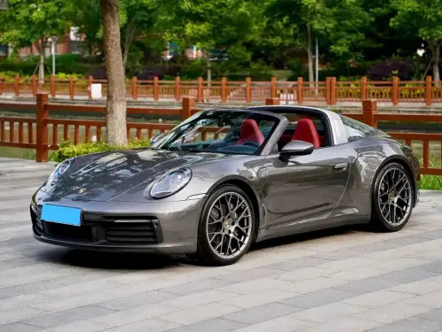 Porsche 911, 2023