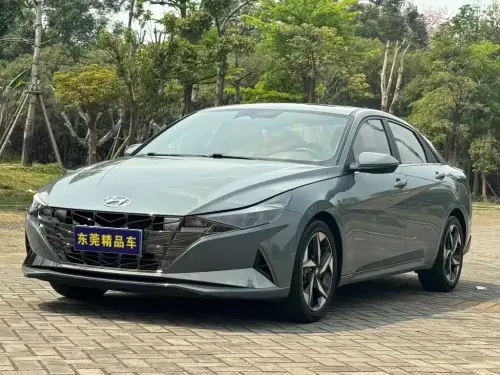Hyundai Elantra, 2021
