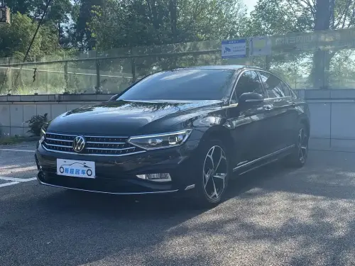 Volkswagen Magotan, 2023