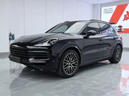 Porsche Cayenne, 2022