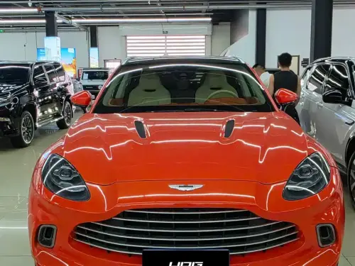 Aston Martin DBX, 2021