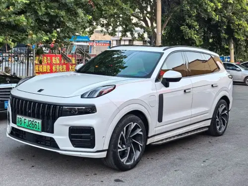 Lynk & Co 09, 2022