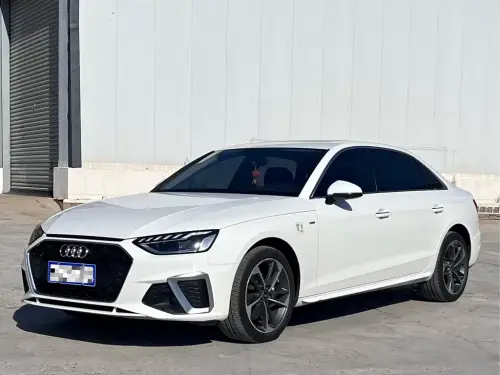 Audi A4, 2023