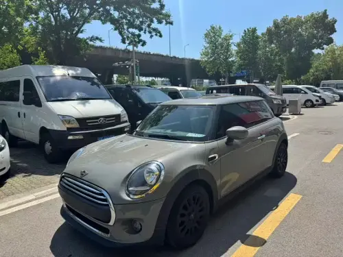 Mini MINI, 2021