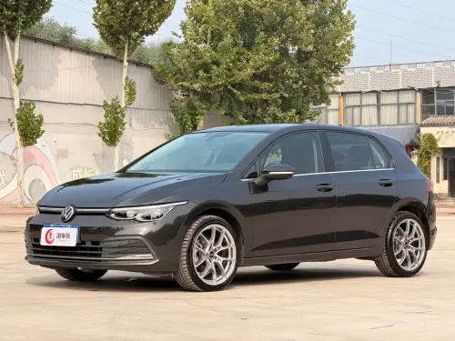 Volkswagen Golf, 2021