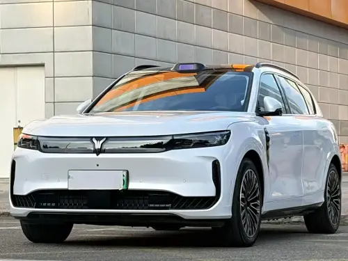Voyah FREE, 2025