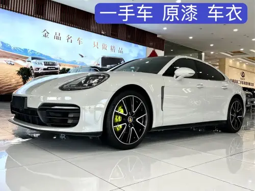 Porsche Panamera, 2023