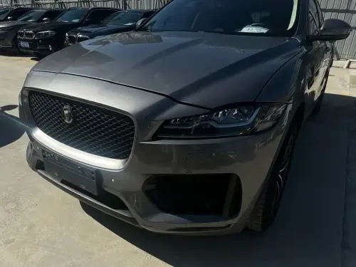 Jaguar F-PACE, 2020