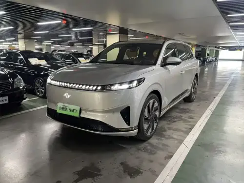 Dongfeng eπ008, 2025