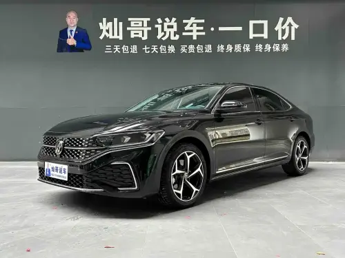 Volkswagen Passat, 2024