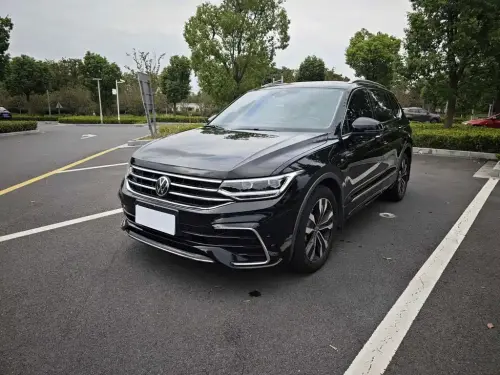 Volkswagen Tiguan, 2022