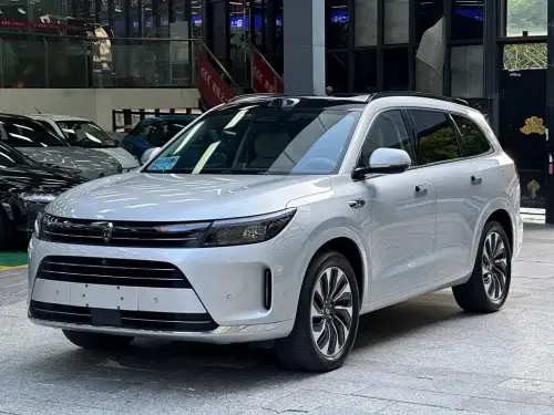 AITO M7, 2023