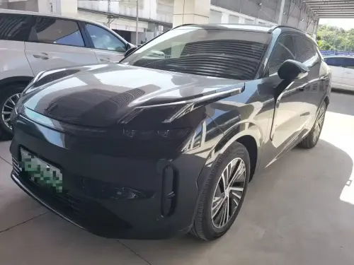 Lynk & Co 08, 2024