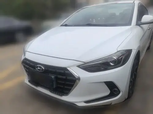 Hyundai Elantra, 2019
