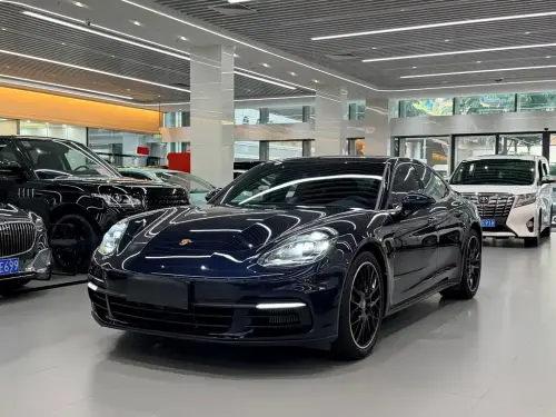 Porsche Panamera, 2020