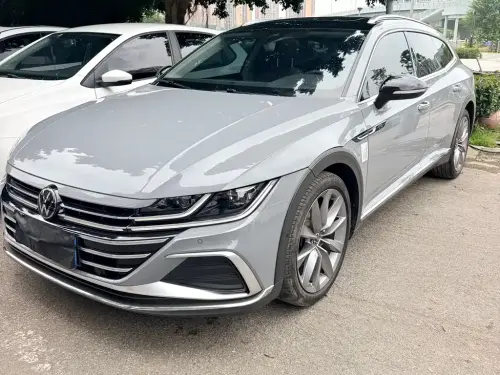 Volkswagen CC, 2024