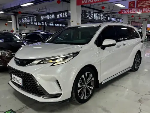 Toyota Granvia, 2024