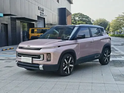 Geely ICON, 2023