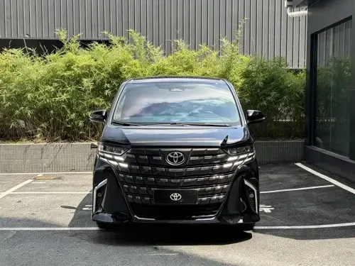Toyota Alphard, 2025