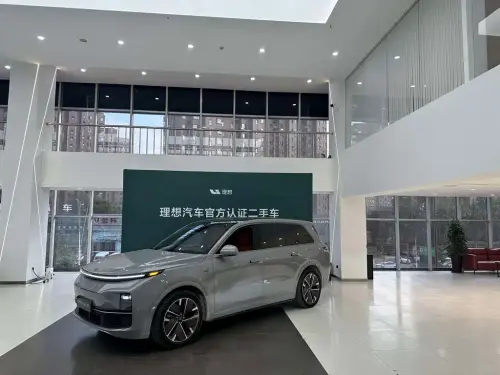 Li Auto L9, 2025