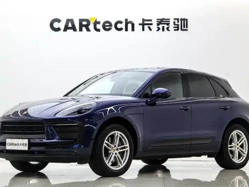 Porsche Macan, 2022