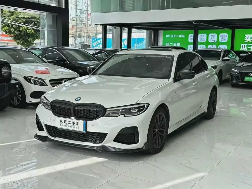 BMW 3-Series, 2020