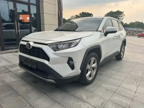 Toyota RAV4, 2021