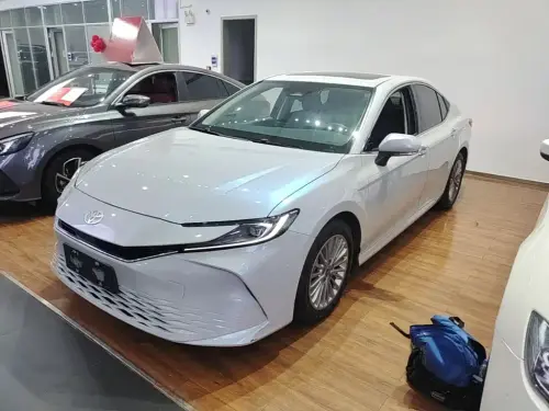 Toyota Camry, 2025