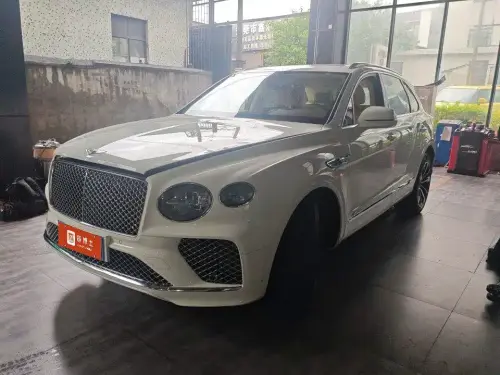 Bentley Bentayga, 2021