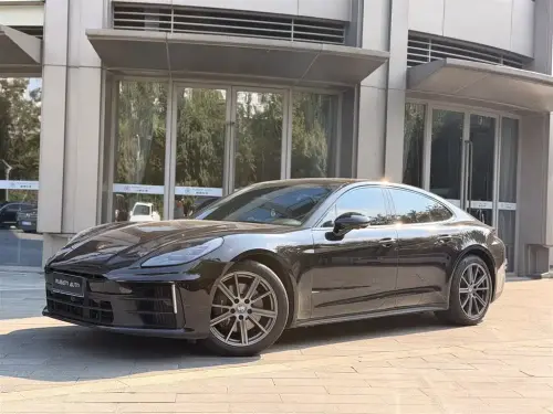 Porsche Panamera, 2025