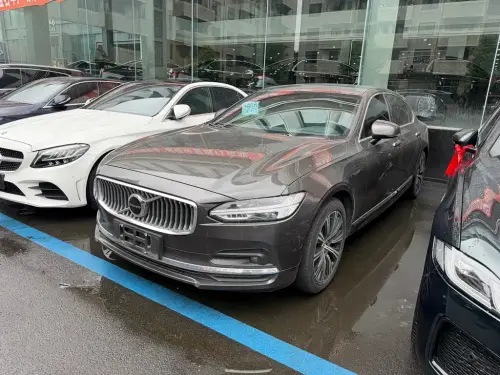 Volvo S90, 2021