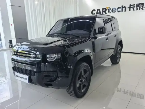 Land Rover Defender, 2024