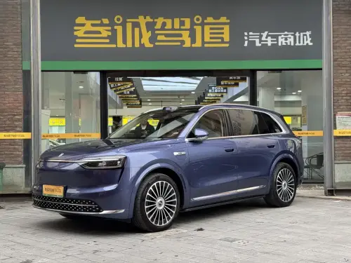 AITO M7, 2025