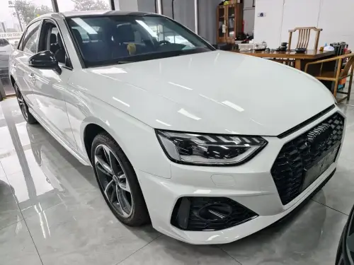 Audi A4, 2022