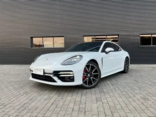 Porsche Panamera, 2022