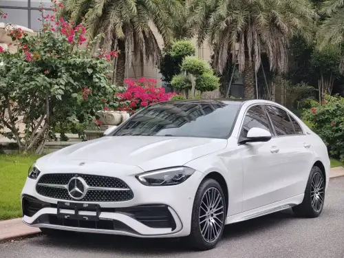 Mercedes-Benz C-Class, 2025