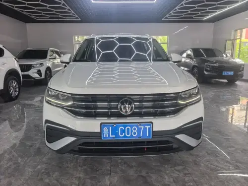 Volkswagen Tiguan, 2023