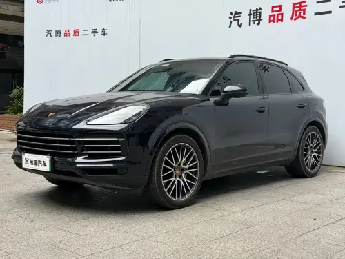 Porsche Cayenne, 2022