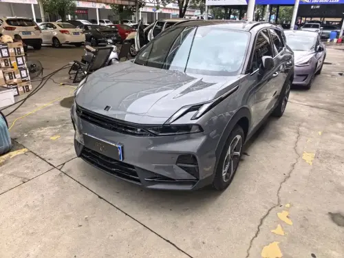 Lynk & Co 06, 2025