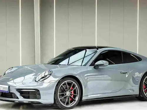 Porsche 911, 2023