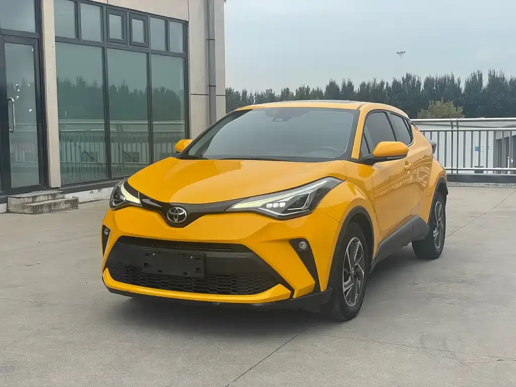 Toyota 丰田C-HR, 2022