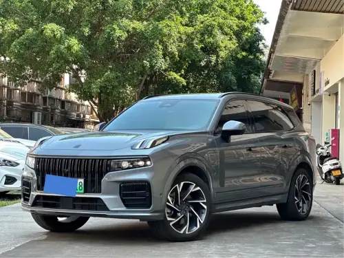 Lynk & Co 09, 2022