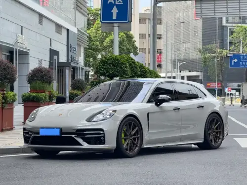 Porsche Panamera, 2021